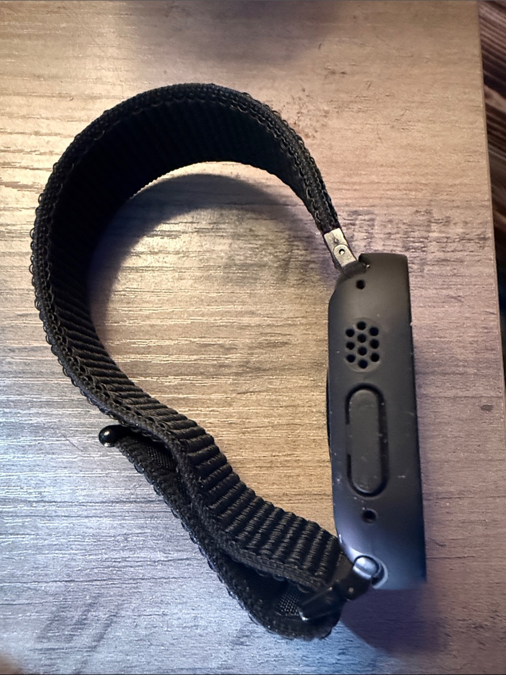 Apple Watch Ultra 2 titanium with Nylon Strap - Fitness & Notifications - Picture 3 of 7